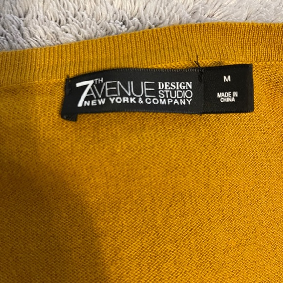 Cardigans - Picture 8 of 9